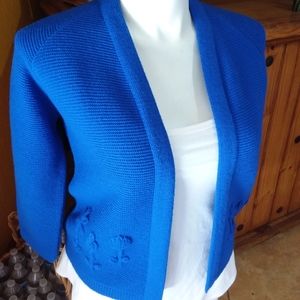 Vintage blue embroidered sweater